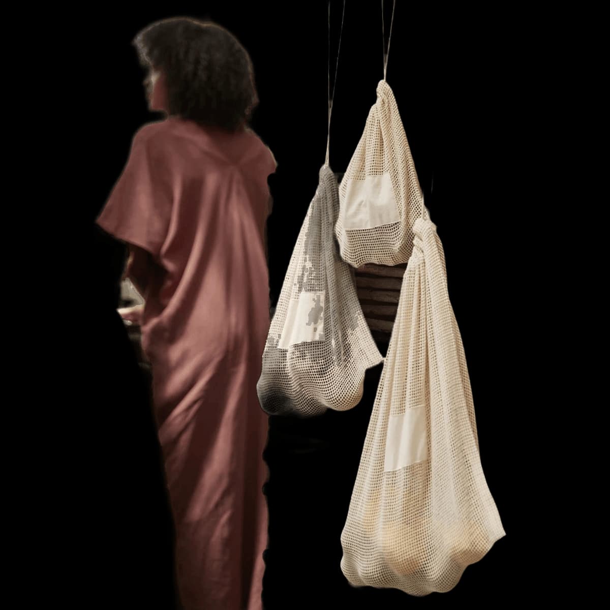 Westford Mill Organic Cotton Mesh Sacks — model