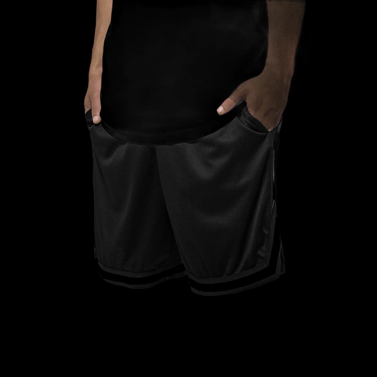 Two-tone mesh shorts