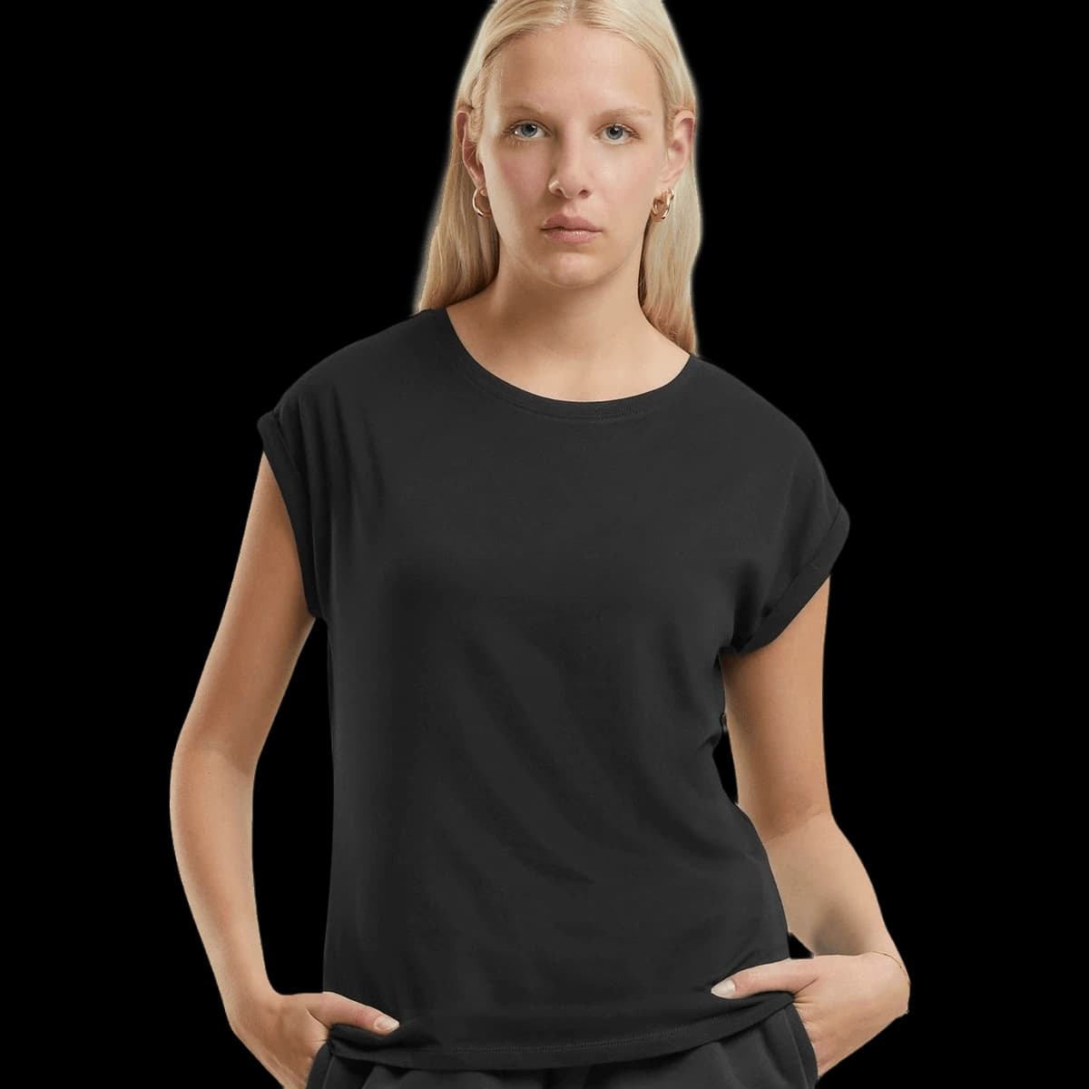 Women’s regular extended shoulder tee