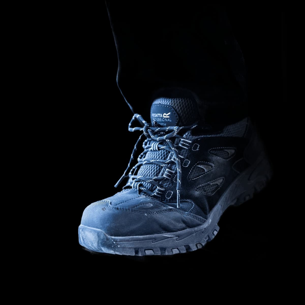 Mudstone S1P safety trainers